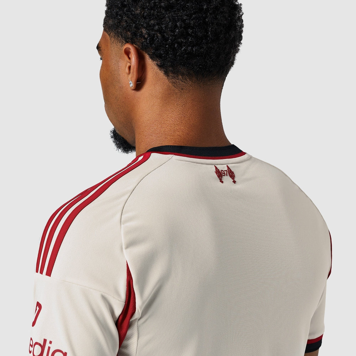 Away 25/26 Fan Shirt